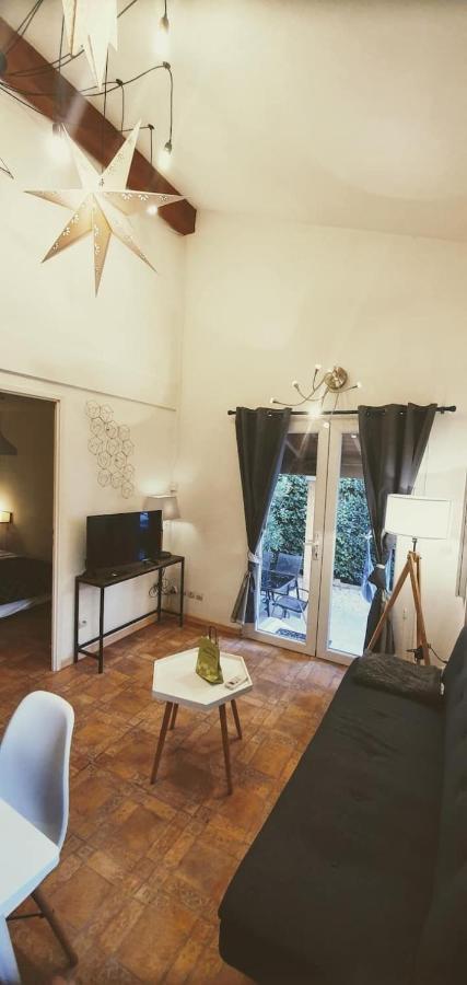 فيلا Le Jardin Des Alpilles Eyguières المظهر الخارجي الصورة